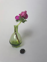 Load image into Gallery viewer, Emerald Murano Vase
